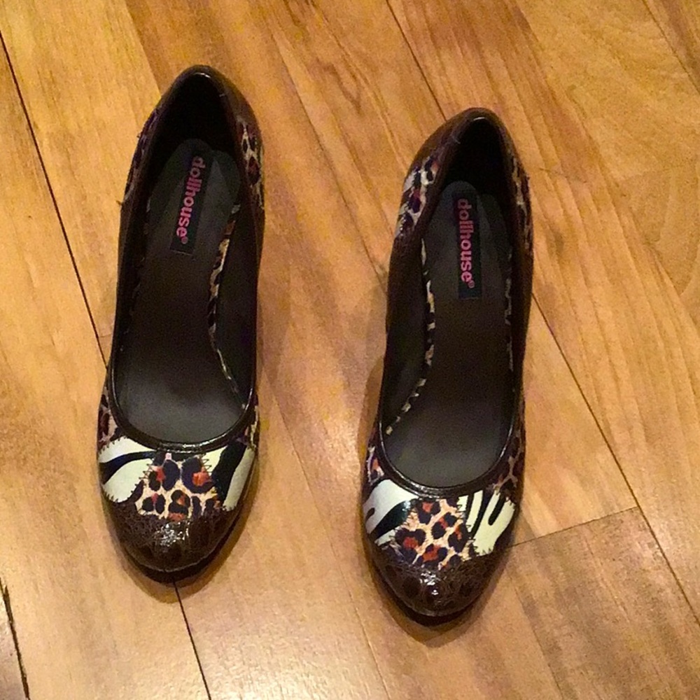 Size 8 Animal Print Heels